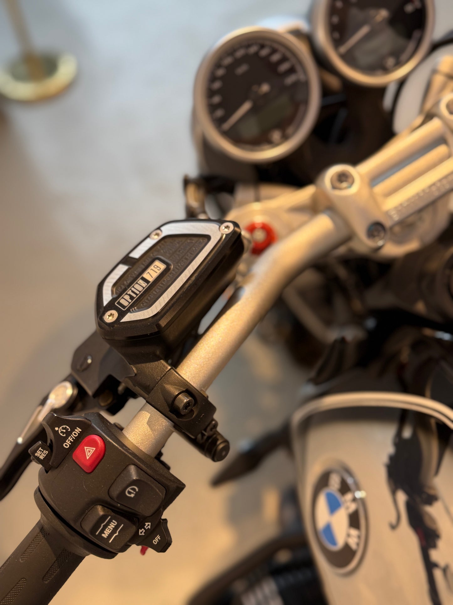 BMW R nineT Pure 100th Anniversary 2023