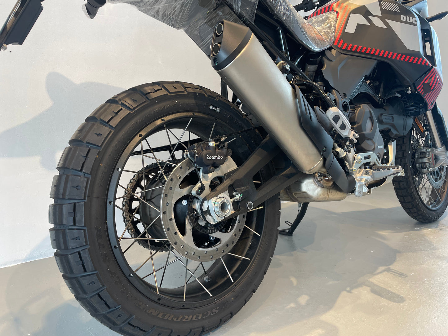 Ducati Desert X 2024