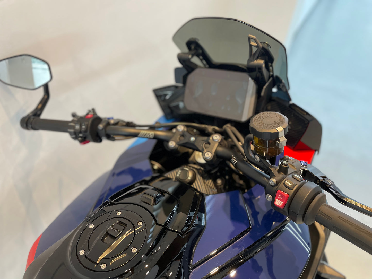 BMW M1000XR 2024