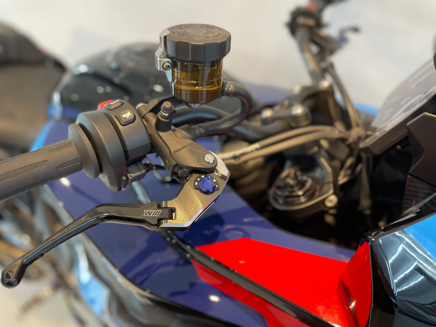 BMW M1000XR 2024