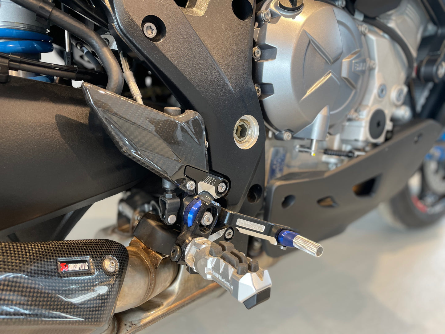 BMW M1000XR 2024