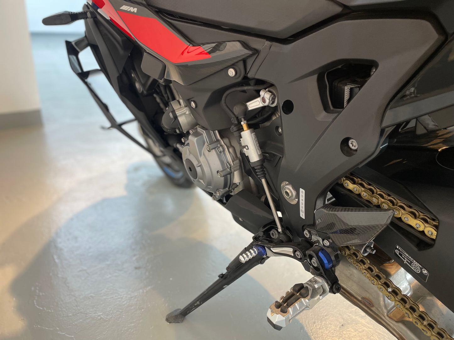 BMW M1000XR 2024