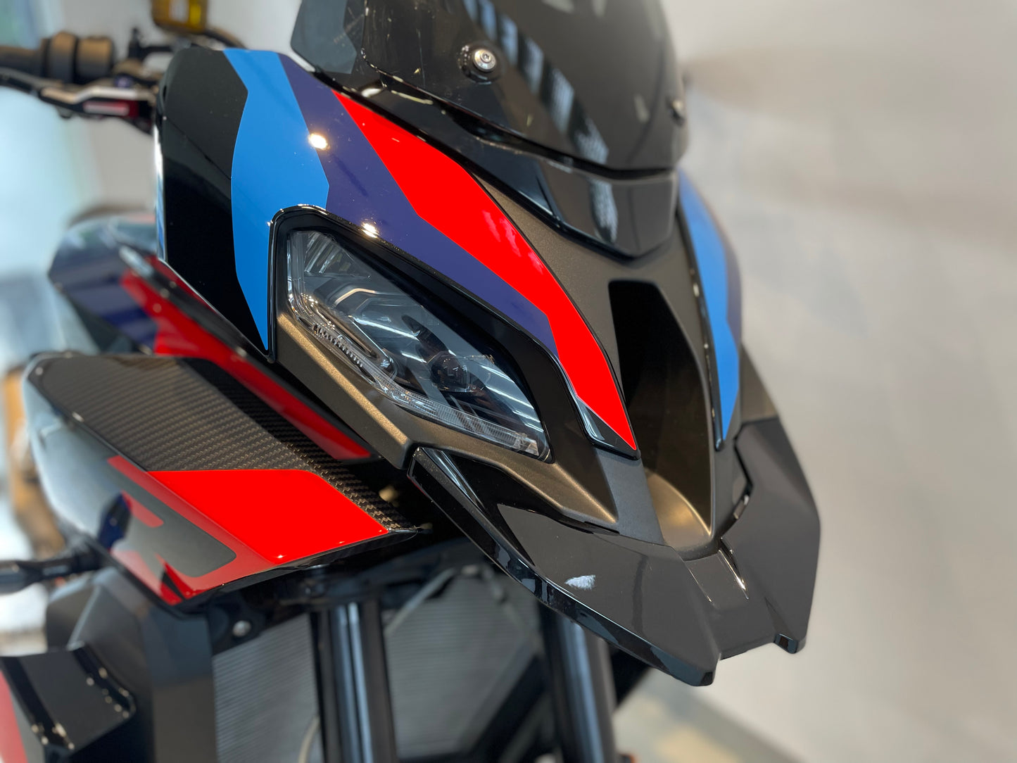 BMW M1000XR 2024
