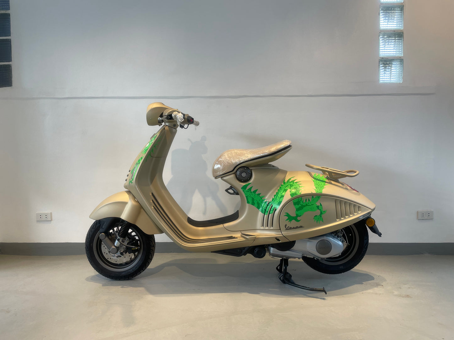 Vespa 946 Dragon Edition