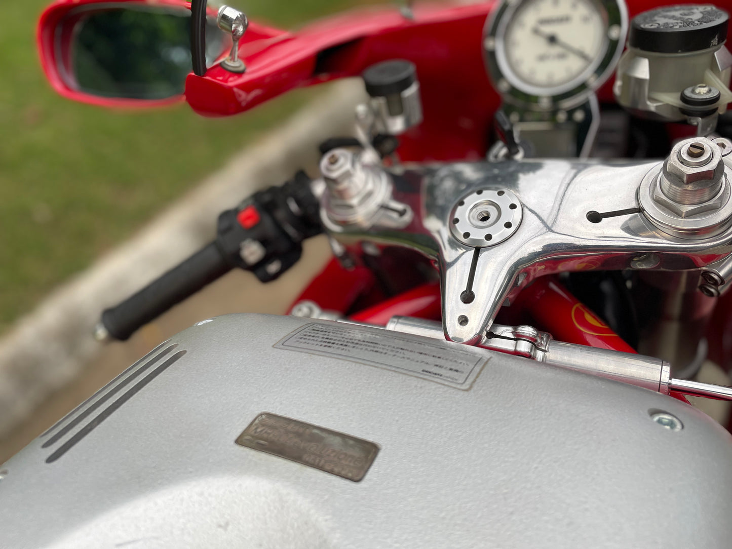 Ducati MH900e Stock