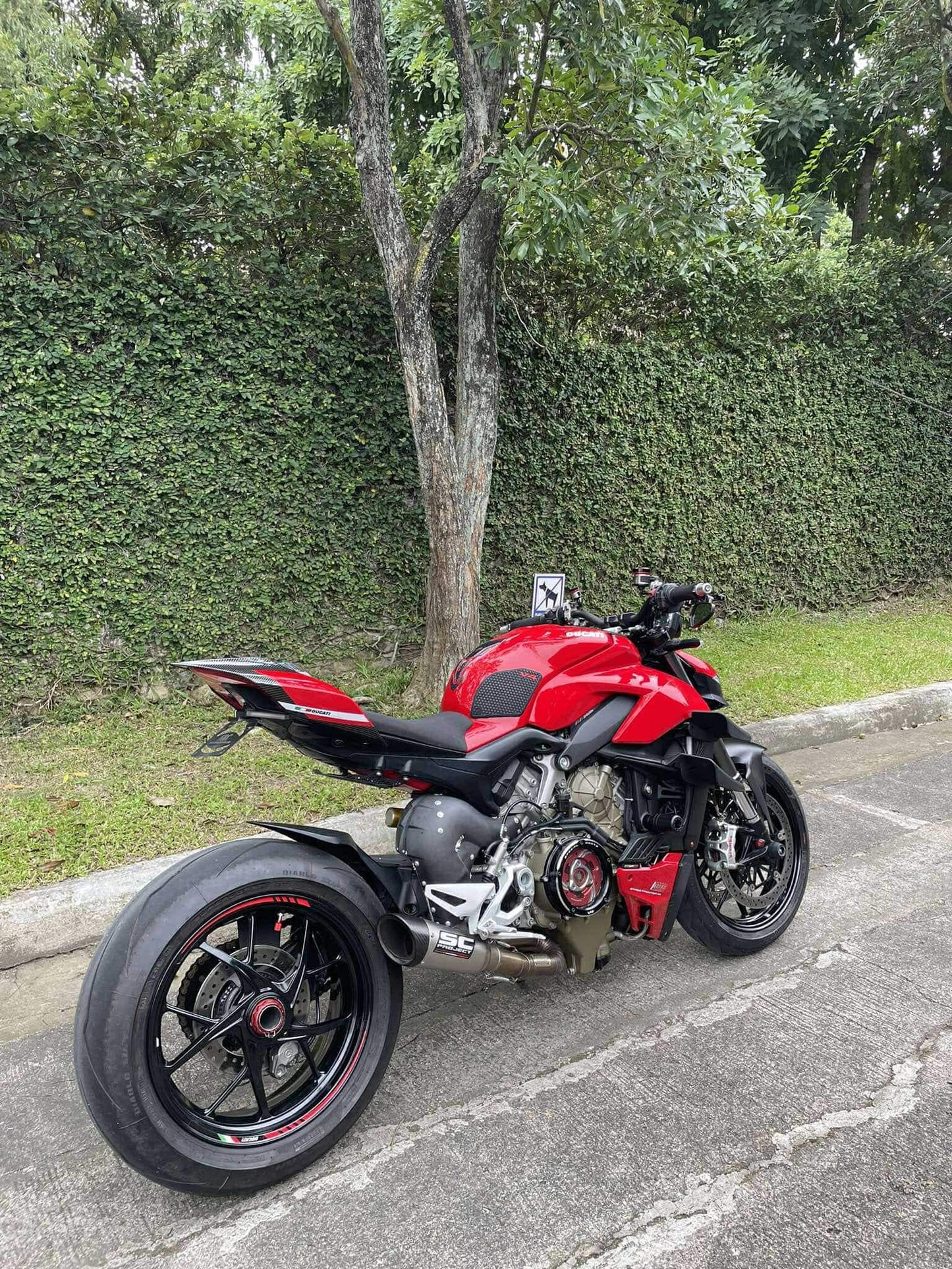 Ducati Streetfighter V4 2021