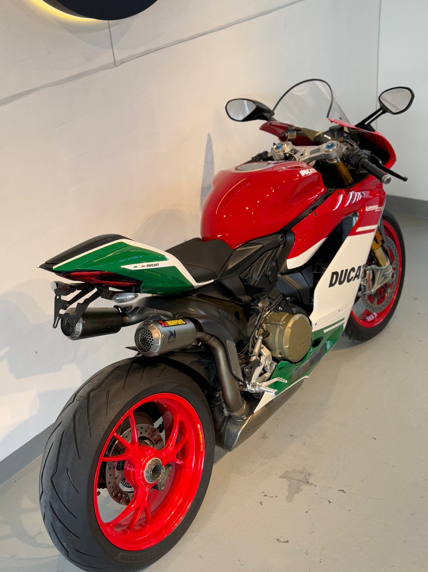 Ducati Panigale 1299R Final Edition | 1 OF 1 IN THE PH